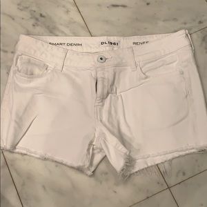 White DL1961 cutoffs